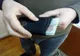 Descoperit la controlul de frontieră cu o carte de identitate falsă