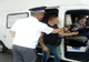 Conducători de vehicule fără permise de conducere corespunzătoare, depistaţi la controlul de frontieră