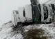 Un TIR cu citrice s-a răsturnat lângă marginea Drumului European, în apropiere de Stâna Costești