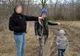 Un cuplu de irakieni, cu un copil de 3 ani, opriți la frontieră după ce au trecut Prutul cu o barcă pneumatică