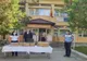 POLIȚIȘTII VASLUIENI AU ÎMPĂRȚIT  DARURI LA CENTRUL ŞCOLAR PENTRU EDUCAŢIE INCLUZIVĂ NEGREȘTI 