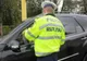 Ce au descoperit polițiștii după ce au oprit în trafic un șofer din comuna Oșești