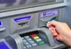 Reţinuţi de poliţişti după ce ar fi găsit un portofel şi ar fi utilizat cardurile bancare