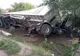 TIR răsturnat la Muntenii de Jos. Participanții la trafic au stins incendiul izbucnit în urma accidentului rutier