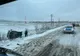 VIDEO - Un microbuz a ieșit de pe carosabil din cauza zăpezii, în apropiere de Bârlad