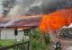 Scene dramatice într-un sat din Vaslui: un bărbat s-a prăbușit mortal în timp ce privea un incendiu devastator