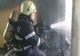 Incendiu violent într-un apartament din Vaslui. Pompierii au salvat un bărbat căzut pe casa scării 
